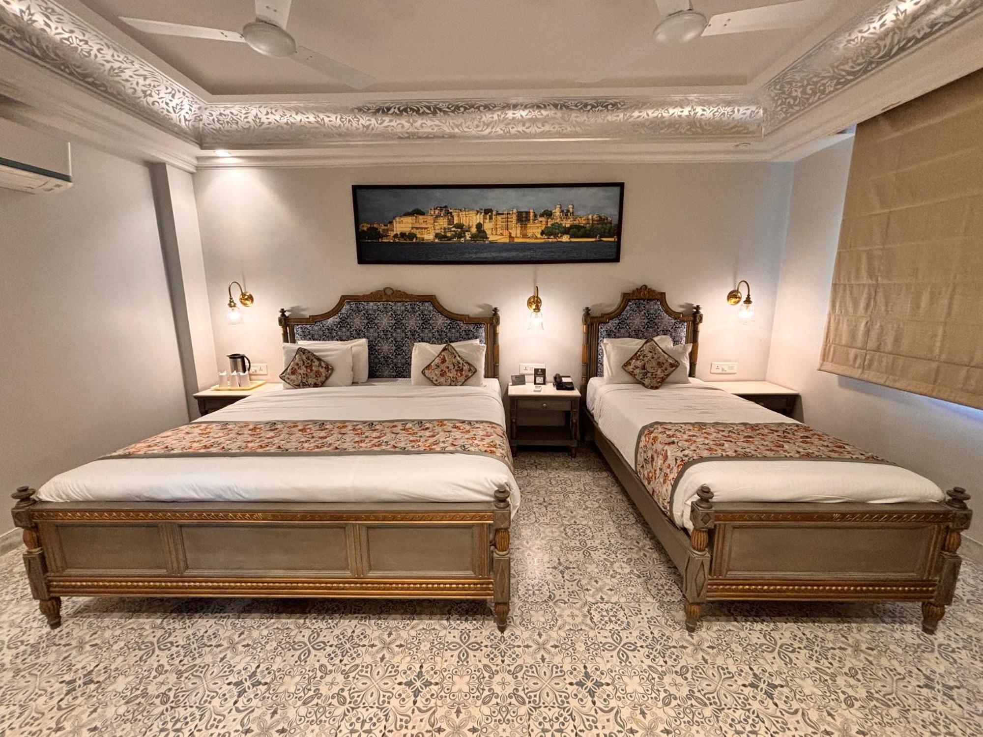 Ratnawali - A Vegetarian Heritage Hotel Jaipur Exterior photo